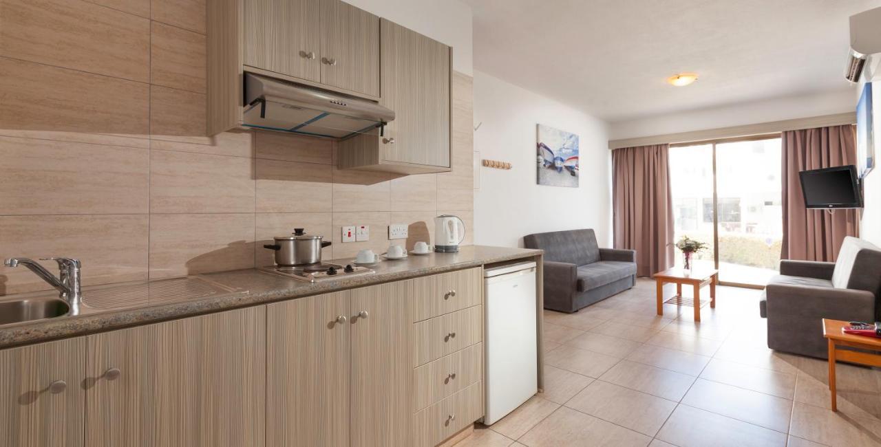 Penelope Beach Hotel Apts Protaras Dış mekan fotoğraf